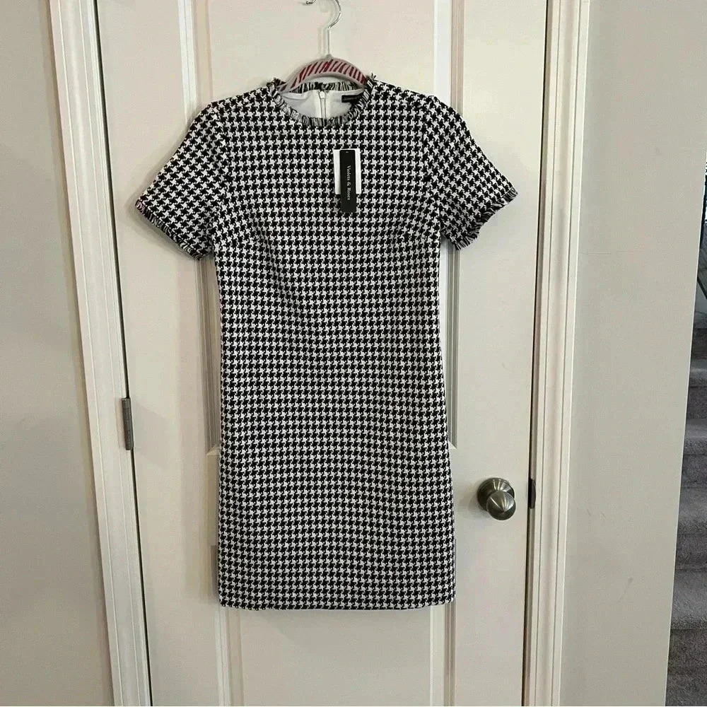 Violet & Roses dress sz 0 Tweed black checkered‎